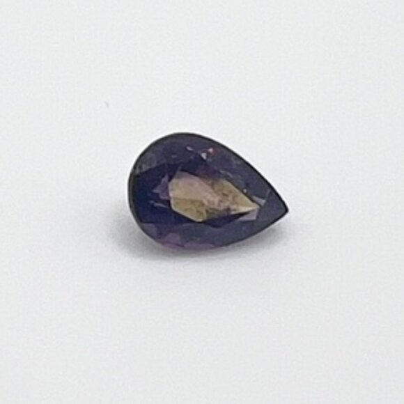 10.99 x 7.69 mm Pear Shaped Purple Spinel Gemstone - Picture 2 of 4